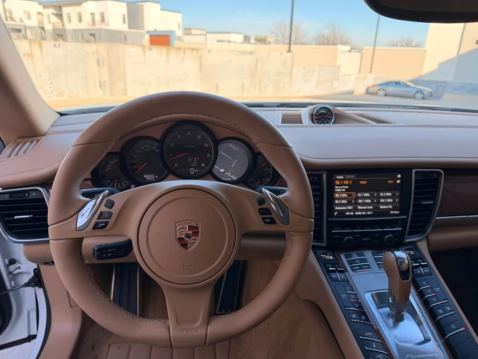 2014 Porsche 970 Panamera - Image 14 of 21