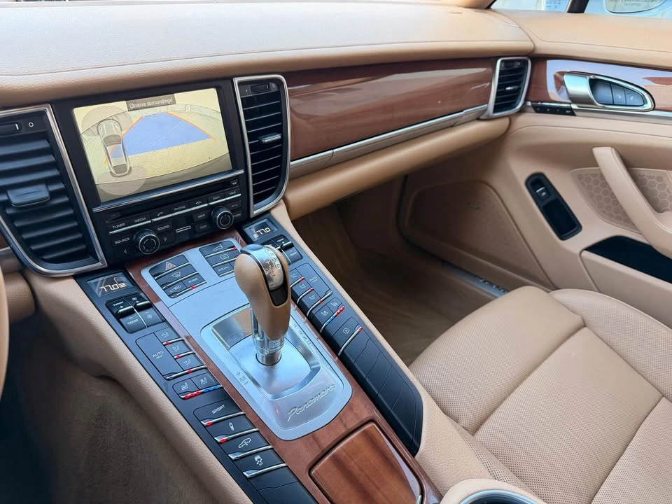 2014 Porsche 970 Panamera - Image 15 of 21