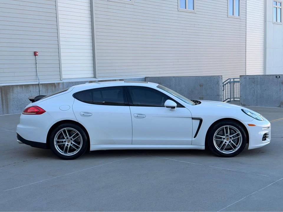 2014 Porsche 970 Panamera - Image 10 of 21