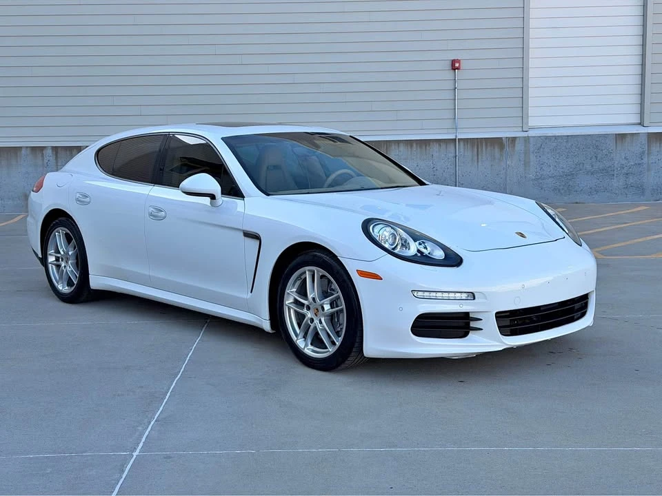 2014 Porsche 970 Panamera - Image 2 of 21