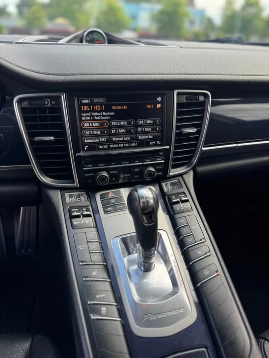 2014 Porsche 970 Panamera - Image 12 of 19