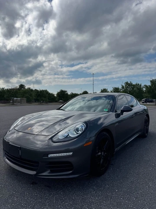 2014 Porsche 970 Panamera - Image 2 of 19