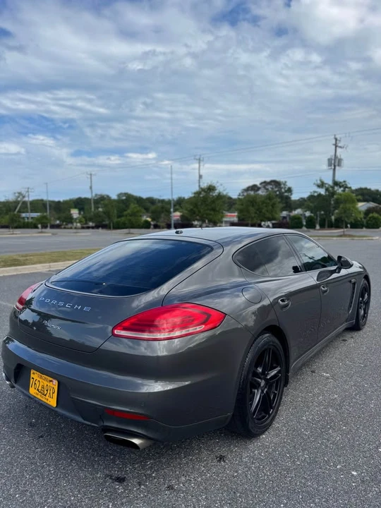 2014 Porsche 970 Panamera - Image 10 of 19