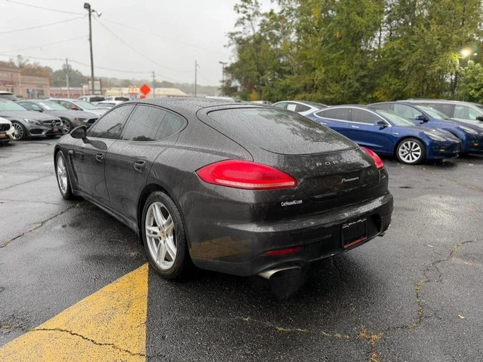 2014 Porsche 970 Panamera - Image 17 of 19