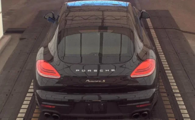 2014 Porsche 970 Panamera S - Image 4 of 12
