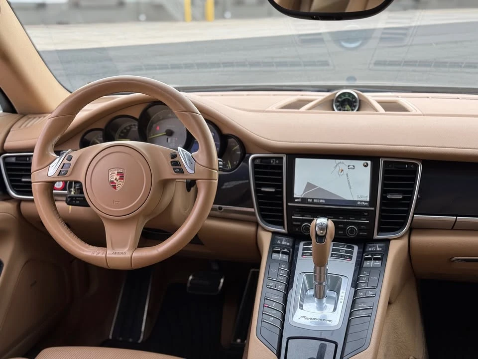2014 Porsche 970 Panamera S - Image 11 of 19