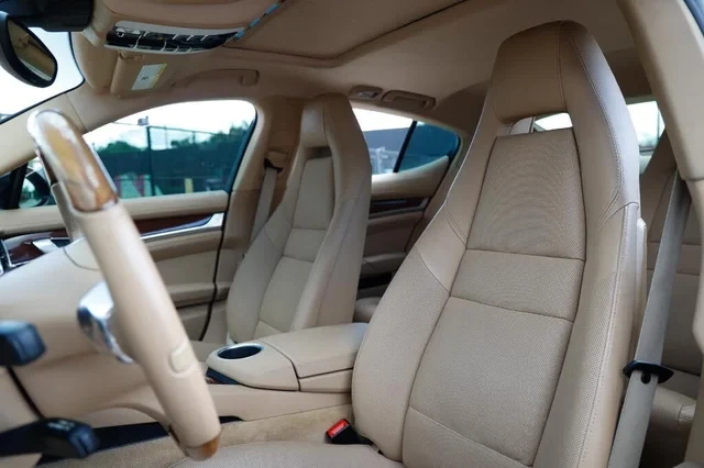 2014 Porsche 970 Panamera S - Image 8 of 19