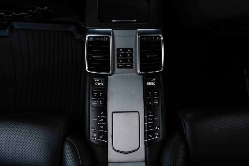 2014 Porsche 970 Panamera Turbo - Image 18 of 20