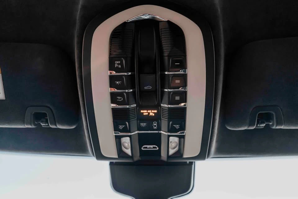 2014 Porsche 970 Panamera Turbo - Image 17 of 20