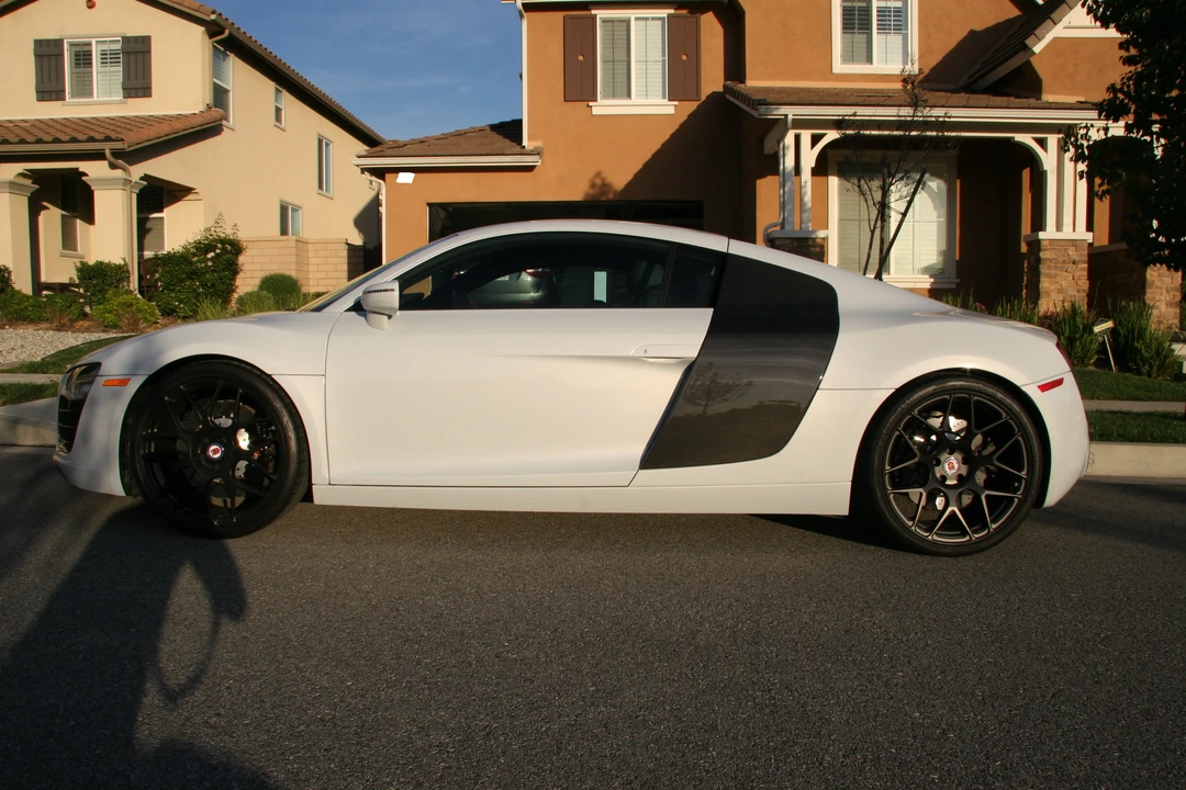 2014 Audi 42 R8 - Image 7 of 10