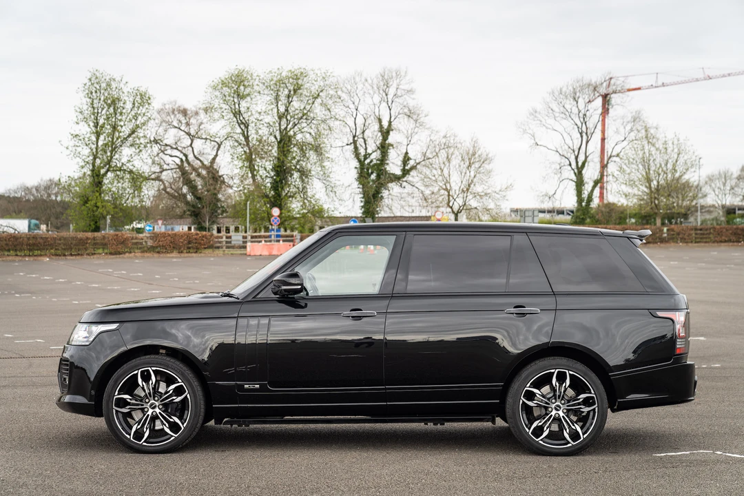 2014 Land Rover Range Rover L405 - Image 13 of 31