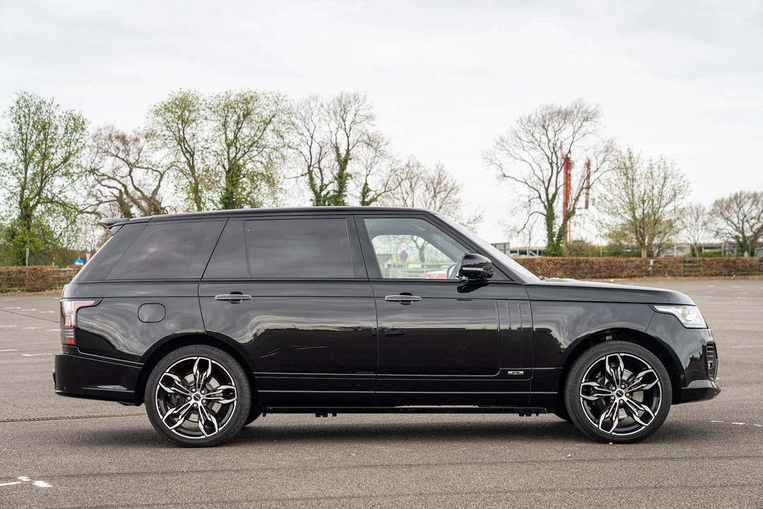 2014 Land Rover Range Rover L405 - Image 9 of 31