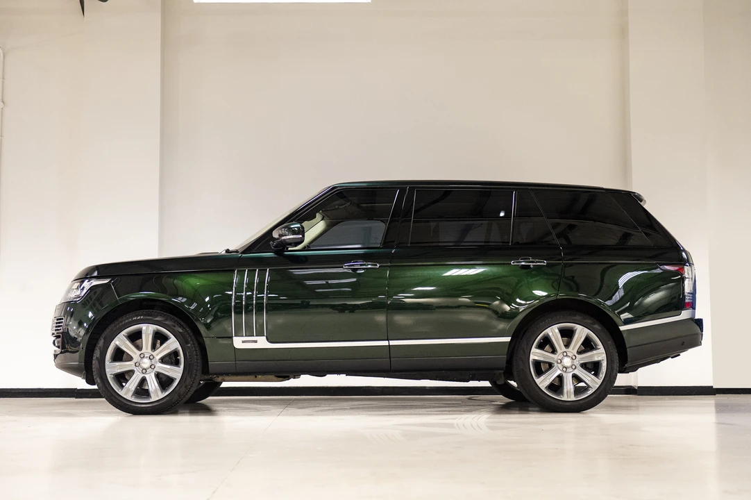 2014 Land Rover Range Rover L322 - Image 12 of 31