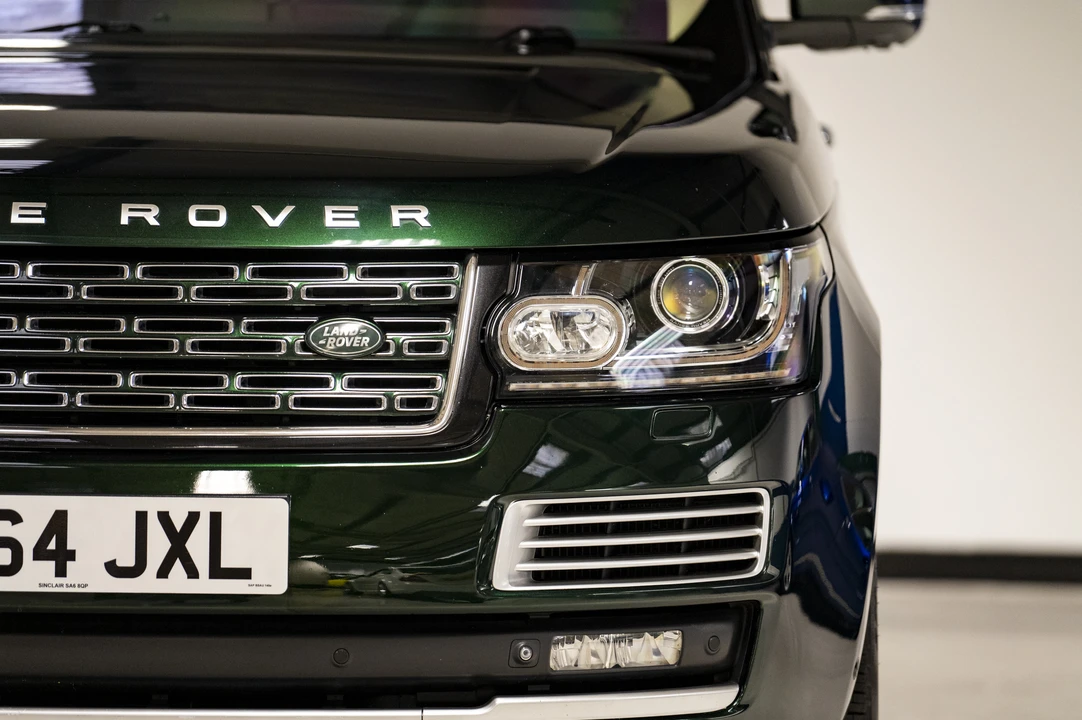 2014 Land Rover Range Rover L322 - Image 28 of 31
