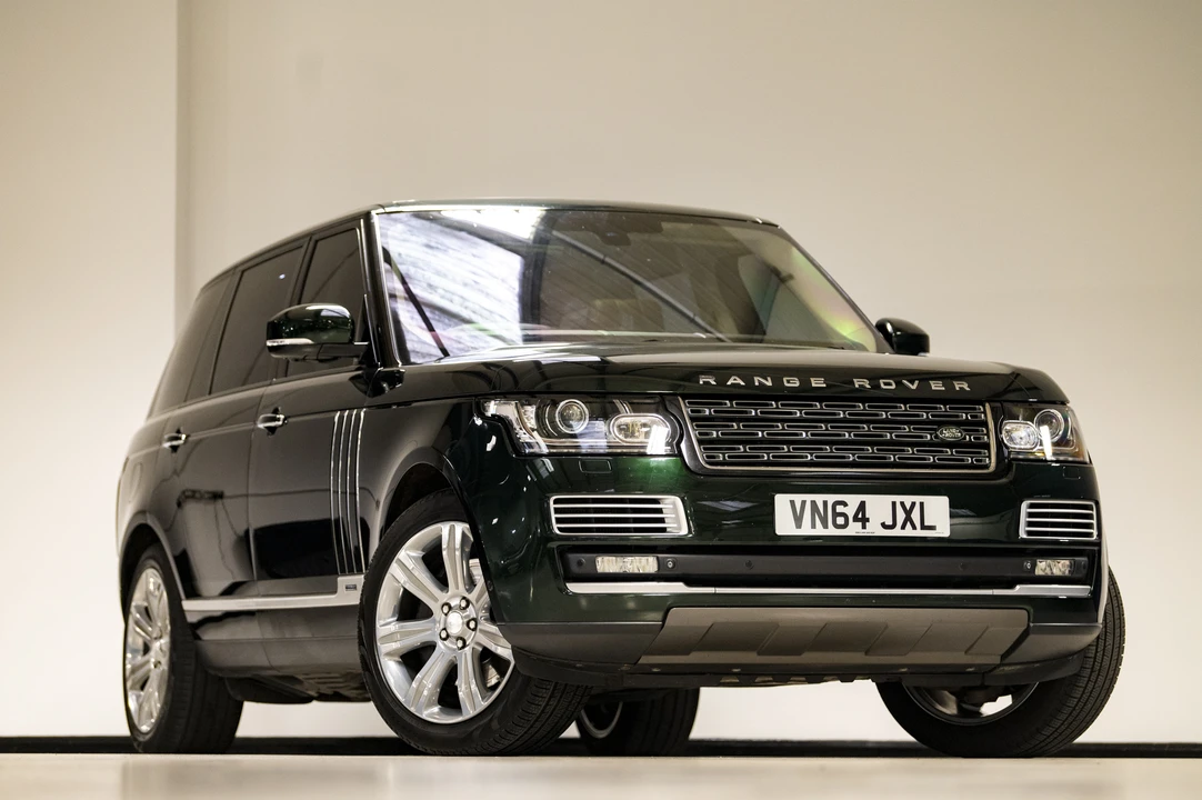 2014 Land Rover Range Rover L322 - Image 19 of 31