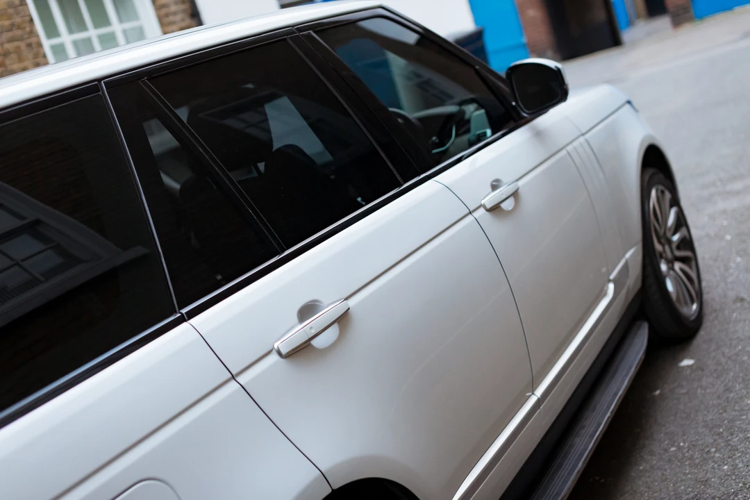2014 Land Rover Range Rover L322 - Image 12 of 31