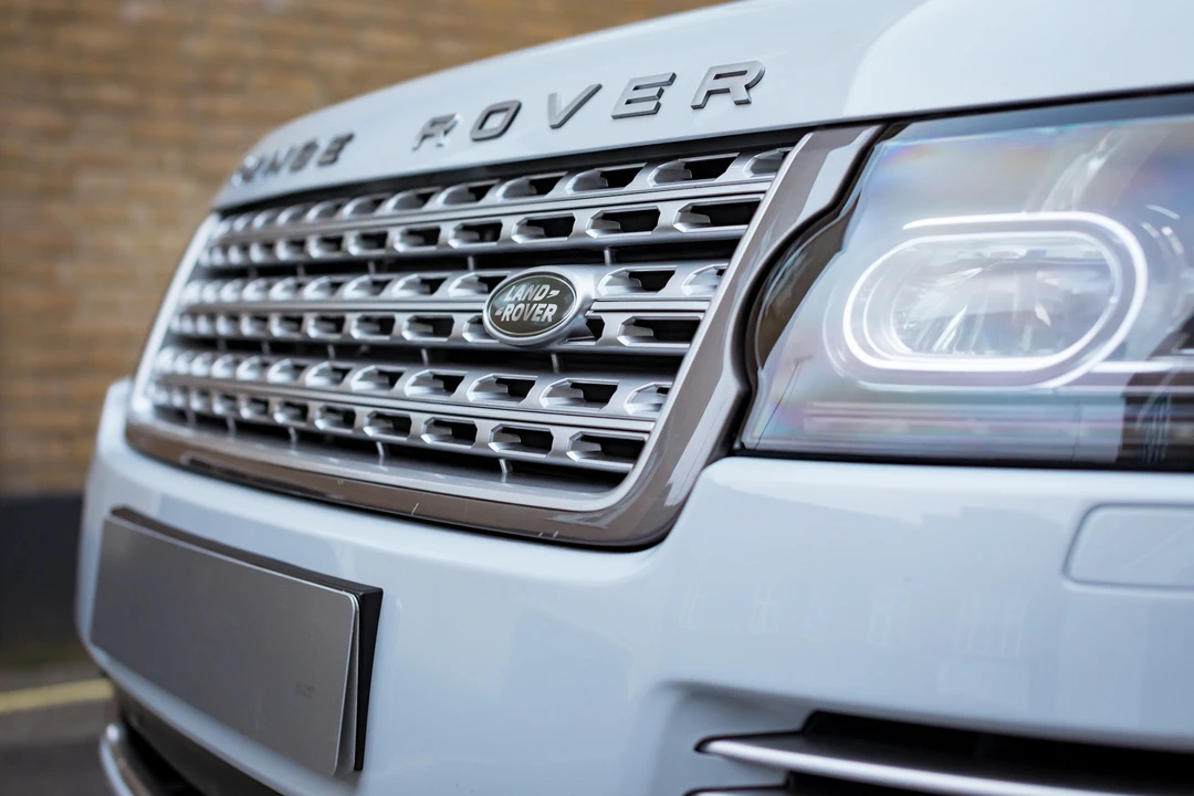 2014 Land Rover Range Rover L322 - Image 14 of 31
