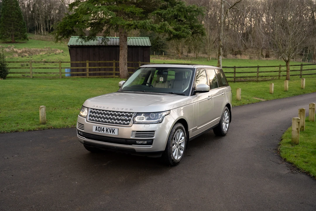 2014 Land Rover Range Rover L322 - Image 13 of 31