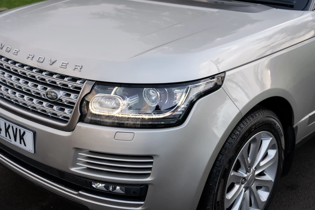 2014 Land Rover Range Rover L322 - Image 28 of 31