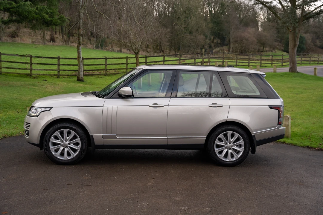 2014 Land Rover Range Rover L322 - Image 5 of 31