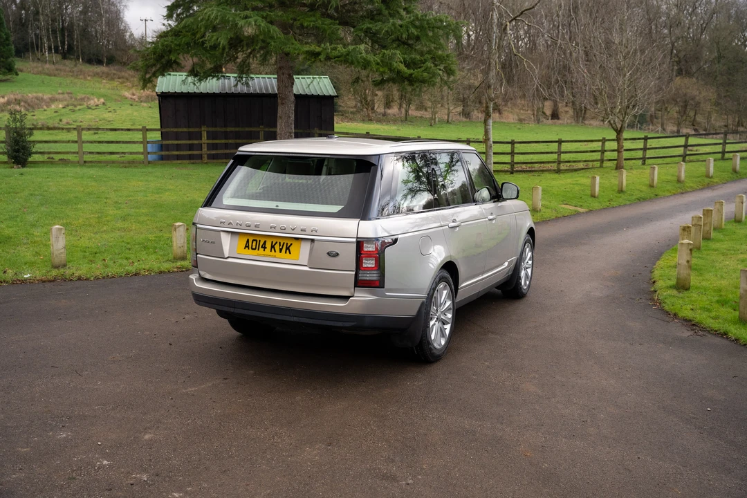 2014 Land Rover Range Rover L322 - Image 8 of 31