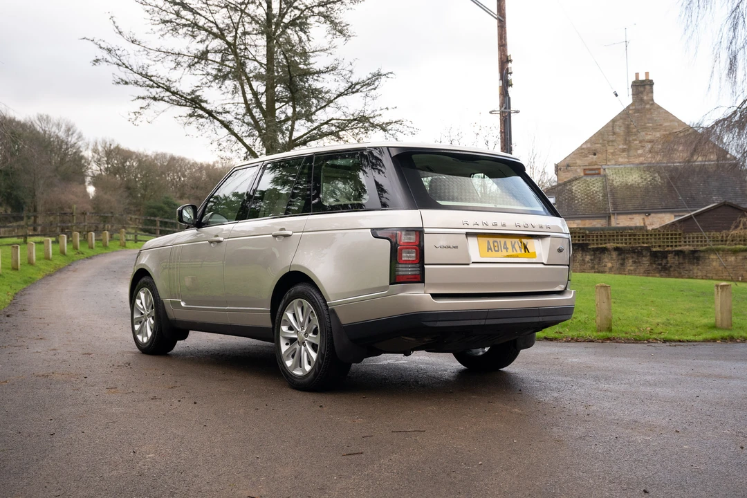 2014 Land Rover Range Rover L322 - Image 6 of 31
