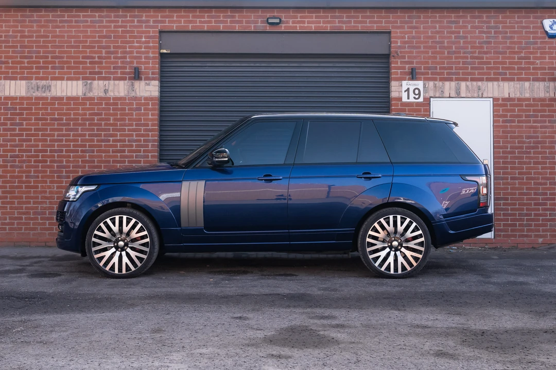 2014 Land Rover Range Rover L405 - Image 9 of 31