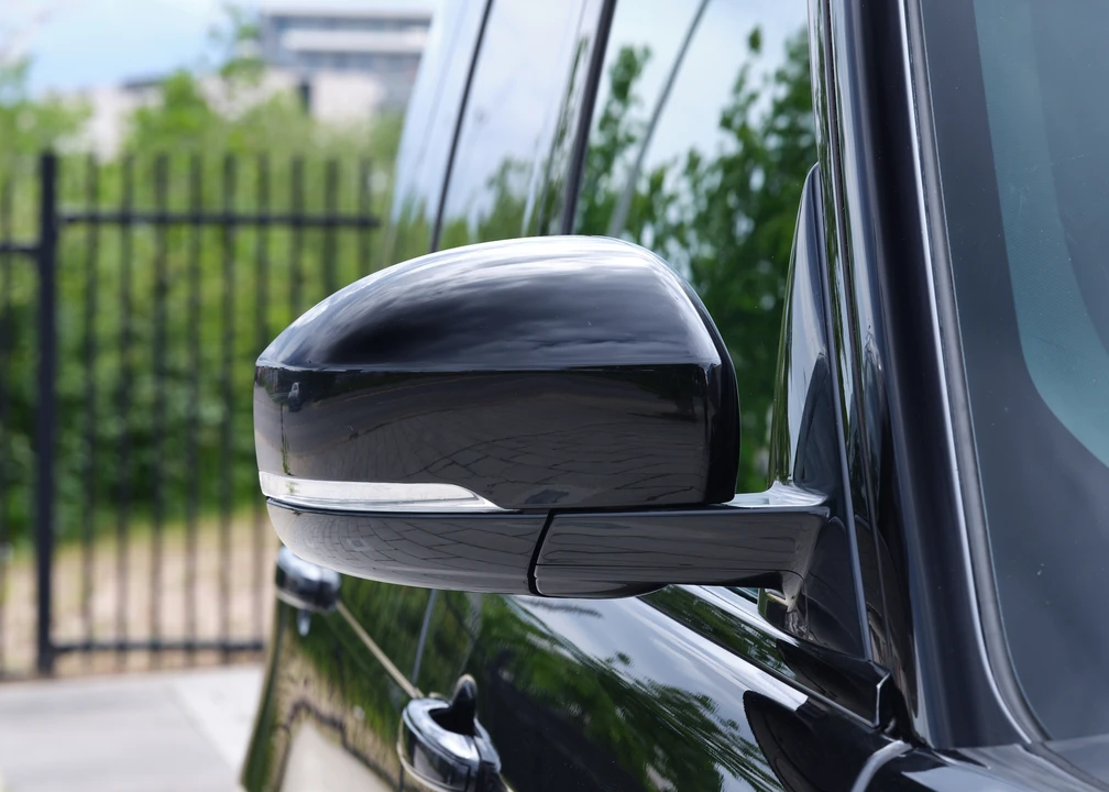 2014 Land Rover Range Rover L322 - Image 27 of 31