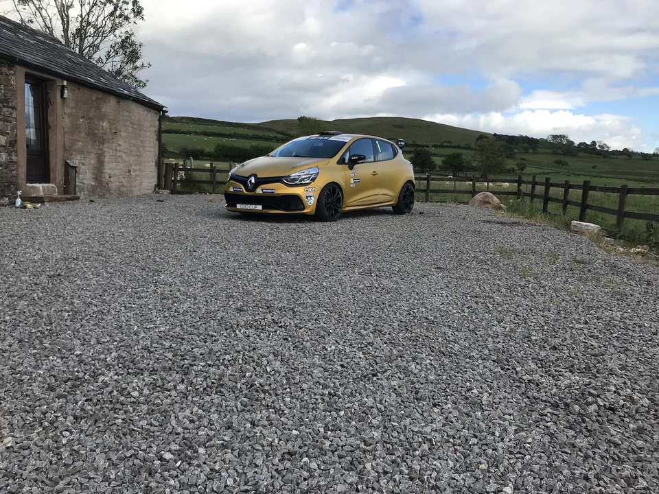 2014 Renault Clio 4th Gen - Image 3 of 31