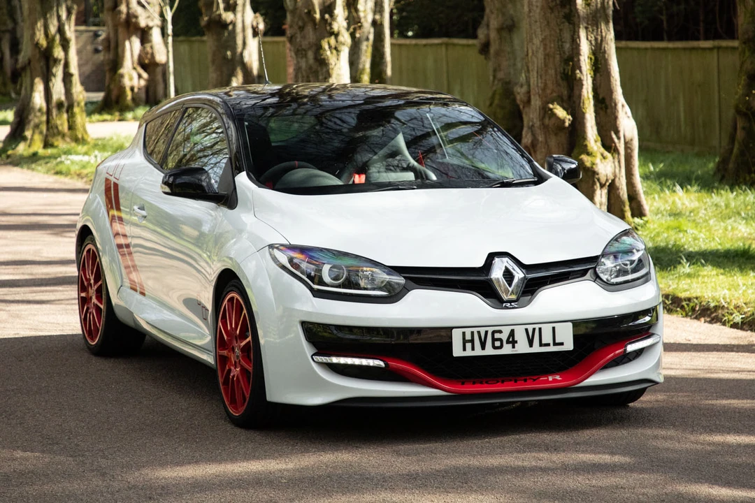 2014 Renault Megane RS III 4th Gen - Image 2 of 31
