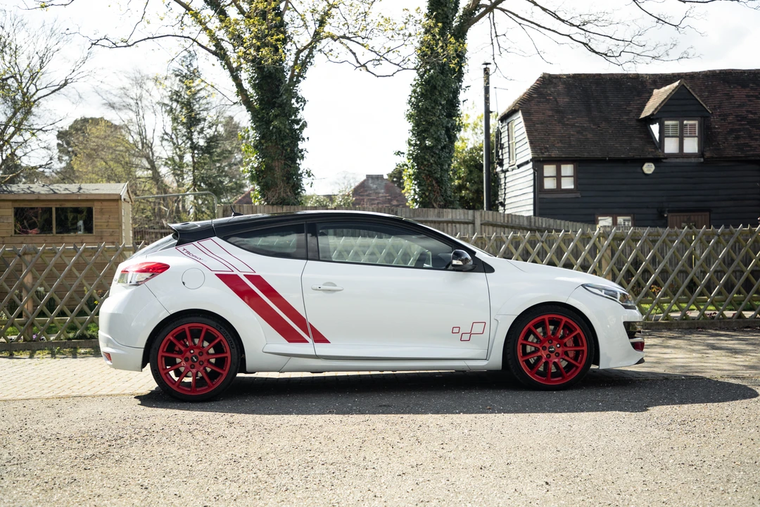 2014 Renault Megane RS III 4th Gen - Image 5 of 31
