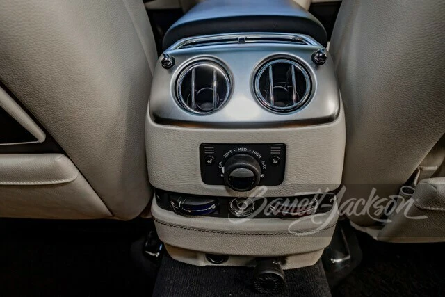 2014 Rolls-Royce Ghost 1st Gen - Image 28 of 30