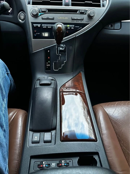 2014 Lexus RX 3rd Gen - Image 4 of 9