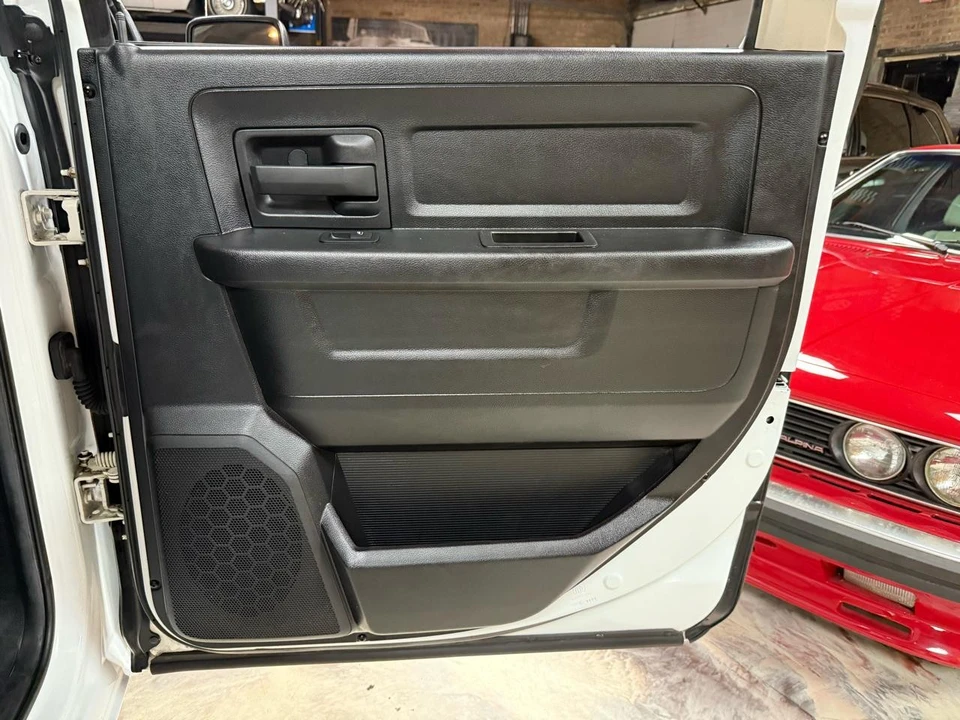 2014 Ram 1500 1st Gen - Image 27 of 31