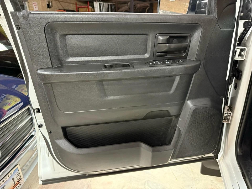 2014 Ram 1500 1st Gen - Image 26 of 31