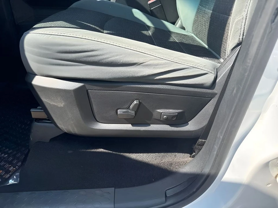 2014 Ram 1500 1st Gen - Image 11 of 31