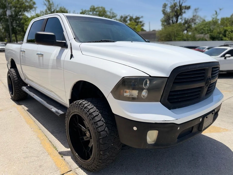 2014 Ram 1500 1st Gen - Image 7 of 31