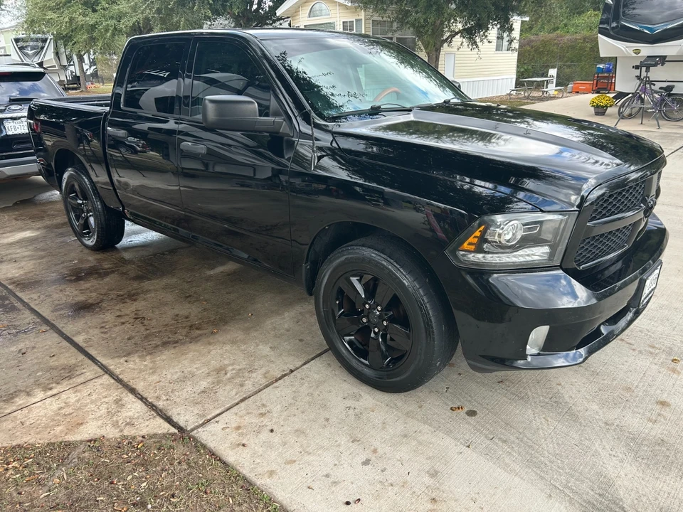 2014 Ram 1500 1st Gen - Image 4 of 13
