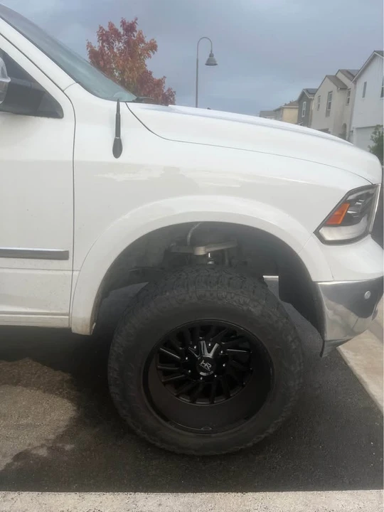 2014 Dodge Ram 4th Gen - Image 2 of 6