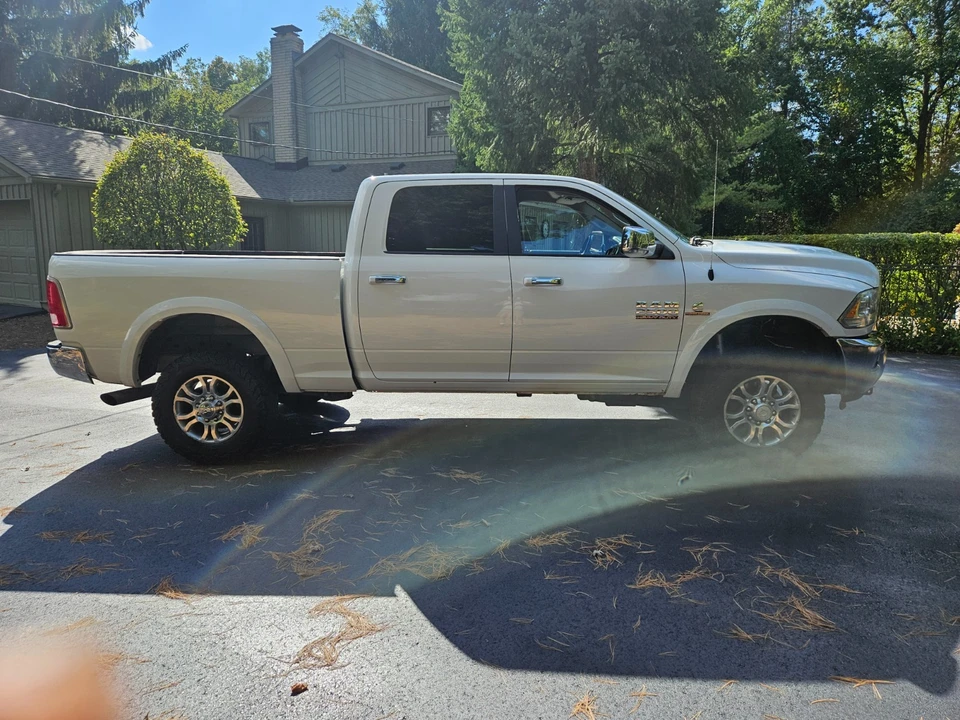2014 Ram Heavy Duty - Image 4 of 19