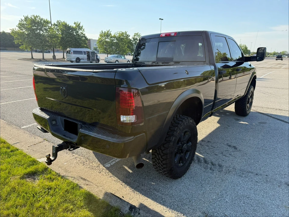 2014 Ram Heavy Duty - Image 5 of 31