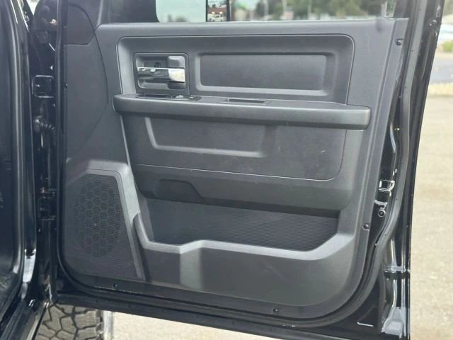 2014 Ram Heavy Duty - Image 24 of 31