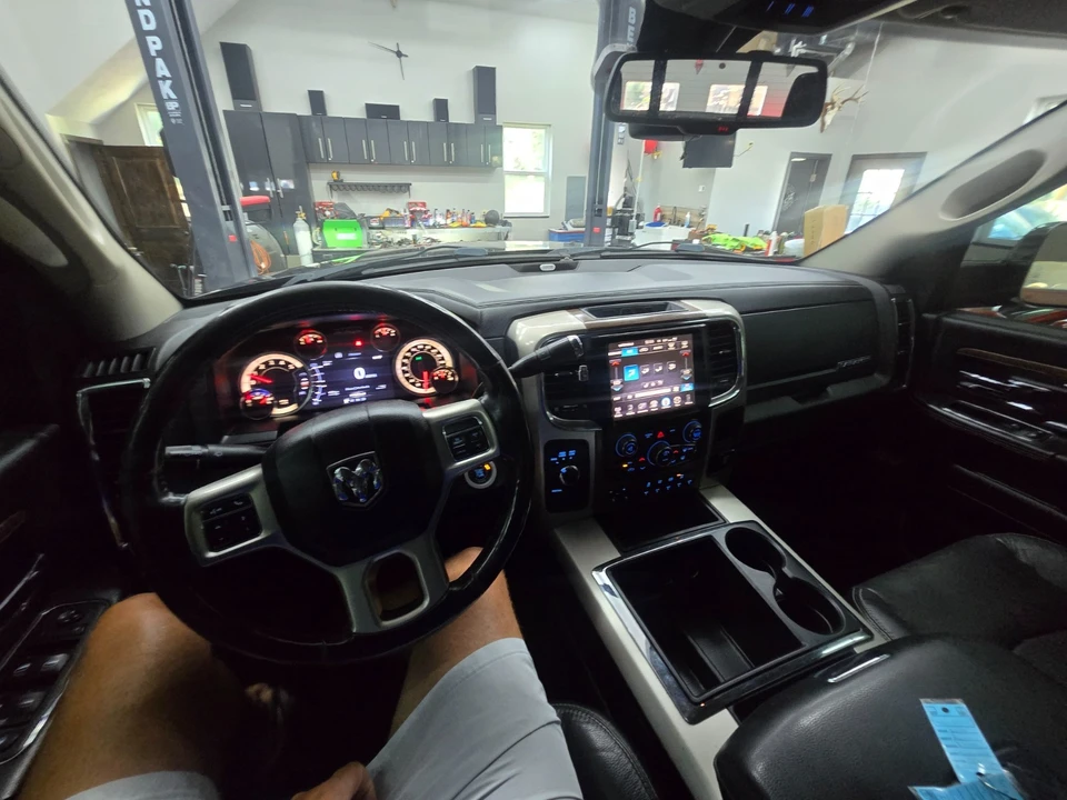 2014 Ram Heavy Duty - Image 13 of 19