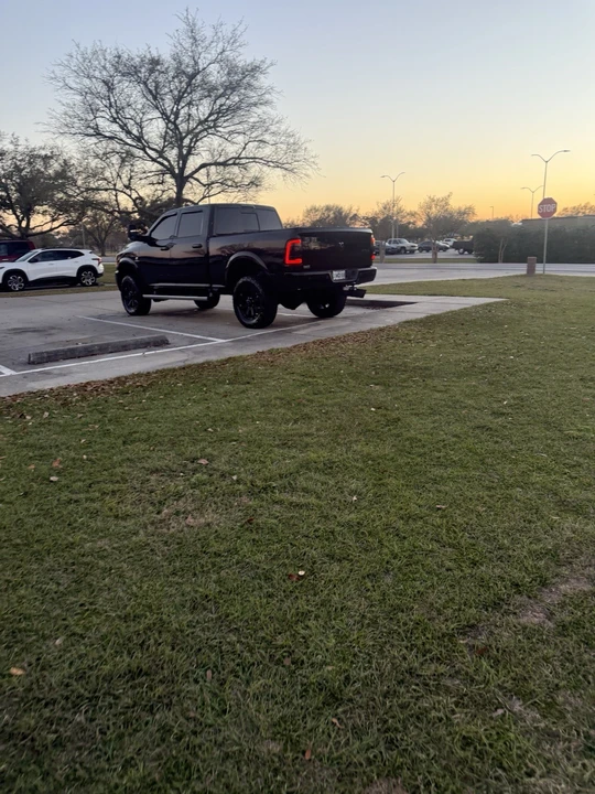 2014 Ram Heavy Duty - Image 14 of 20