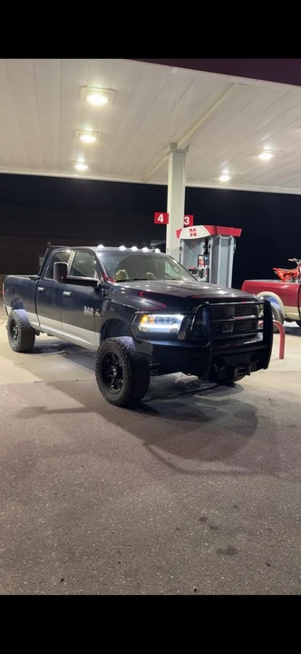 2014 Ram Heavy Duty - Image 5 of 17