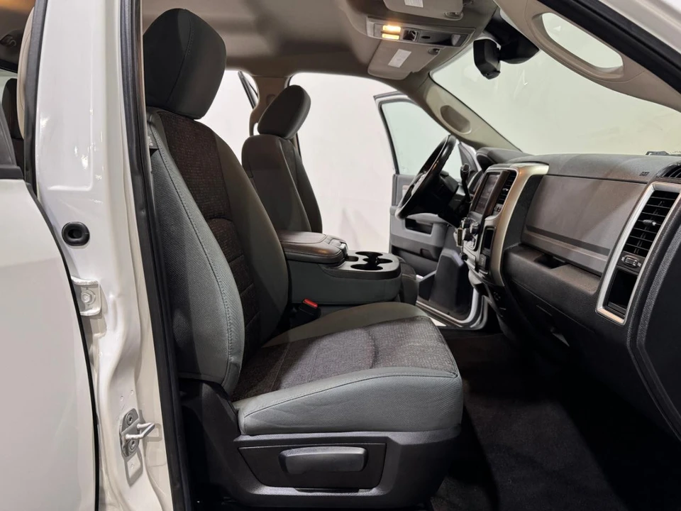 2014 Ram Heavy Duty - Image 13 of 31