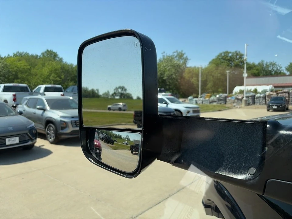 2014 Ram Heavy Duty - Image 17 of 31