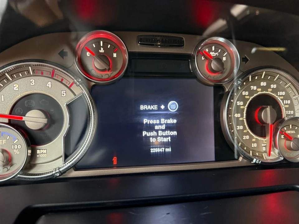 2014 Ram Heavy Duty - Image 13 of 21