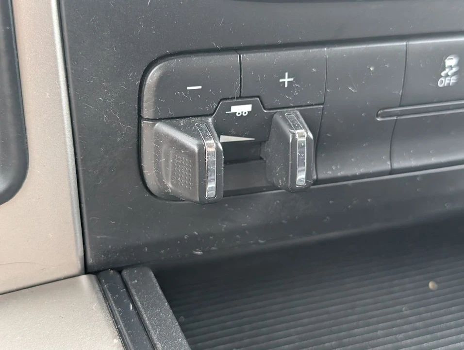 2014 Ram Heavy Duty - Image 21 of 25