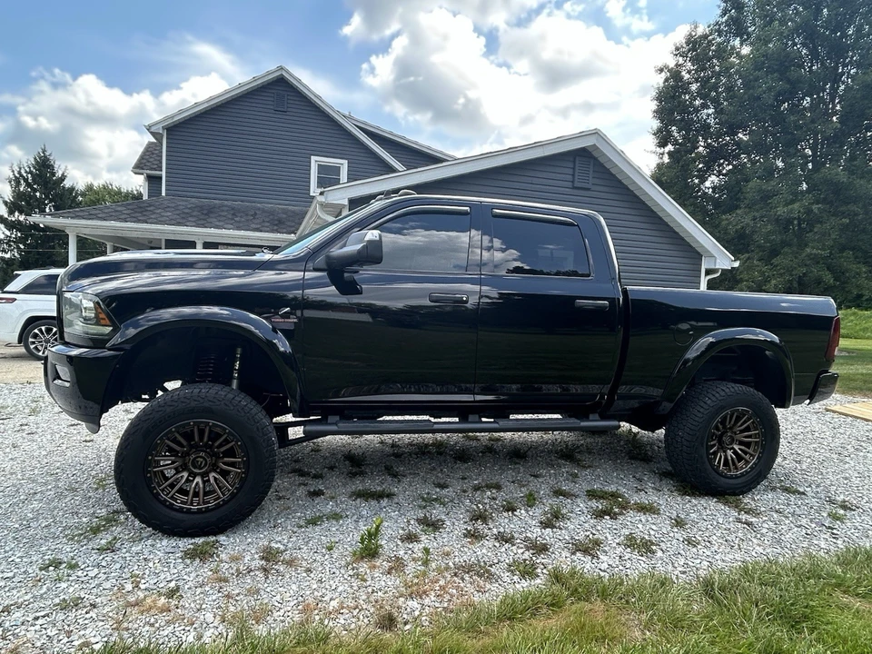 2014 Ram Heavy Duty - Image 2 of 9